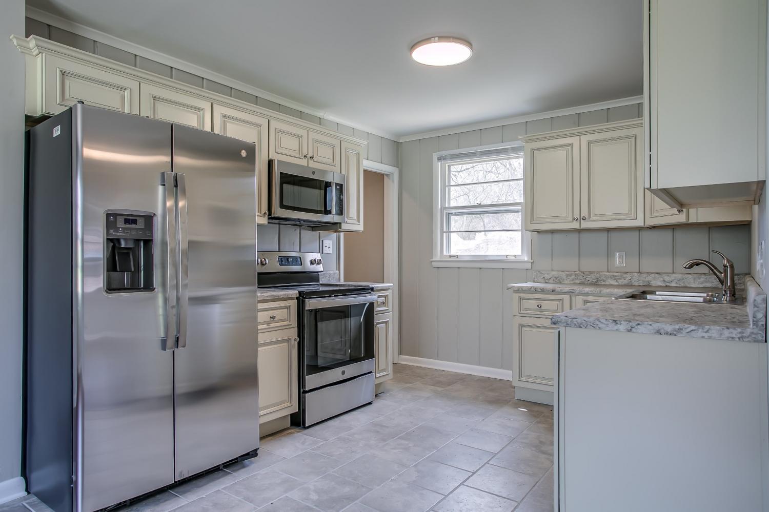 969-Davidson-Dr For Sale