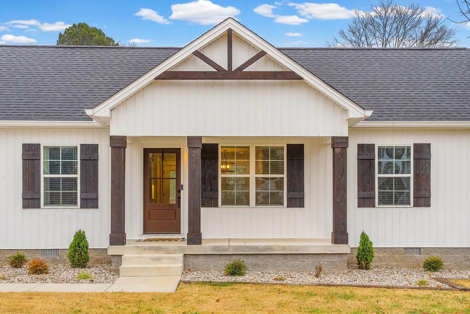 205-Maple-St For Sale