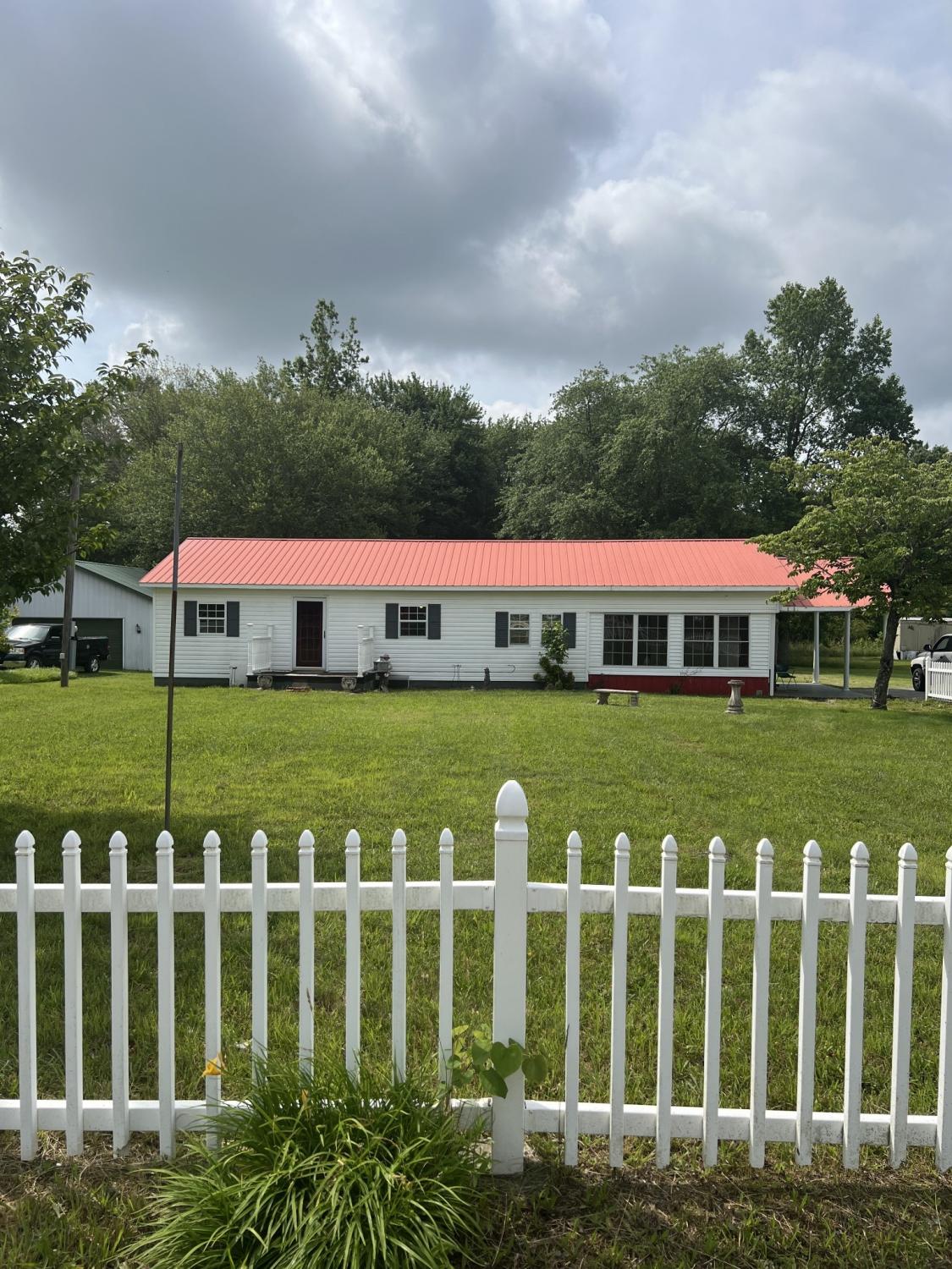 6936-McMinnville-Hwy For Sale