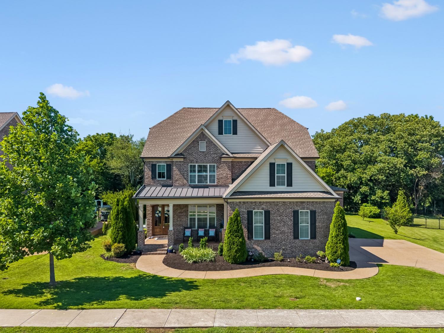 1052-Lawson-Ln For Sale