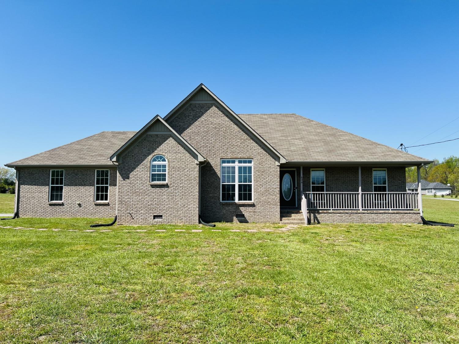 634-Howell-Hill-Rd For Sale