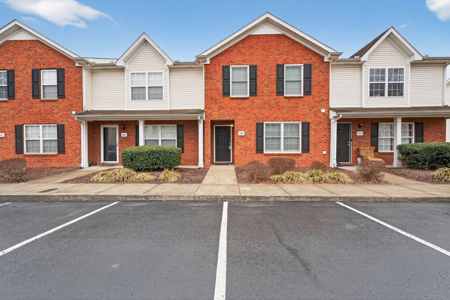 1026-Wolves-Den-Pl For Sale