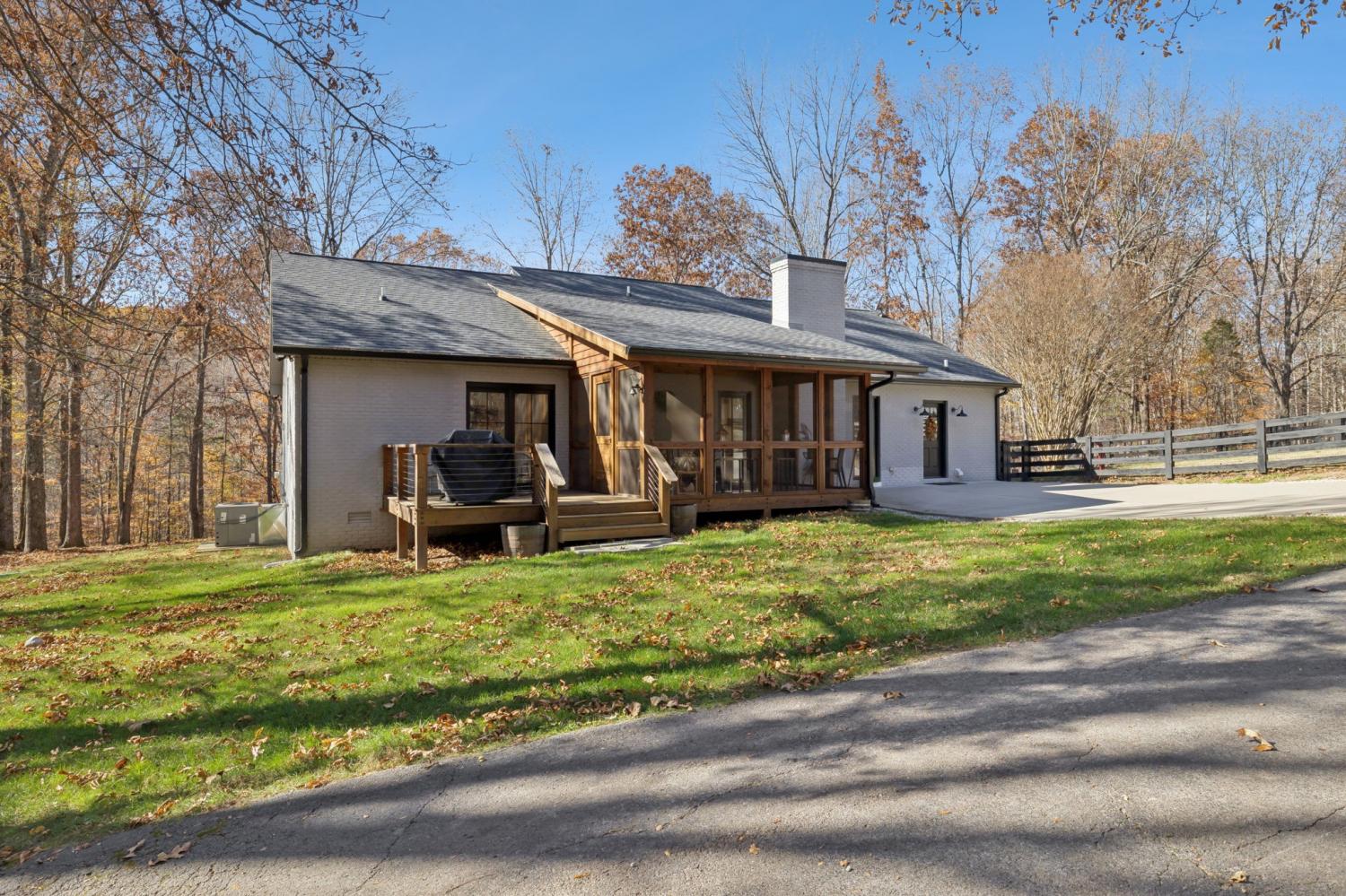 7340-Bradford-Rd For Sale