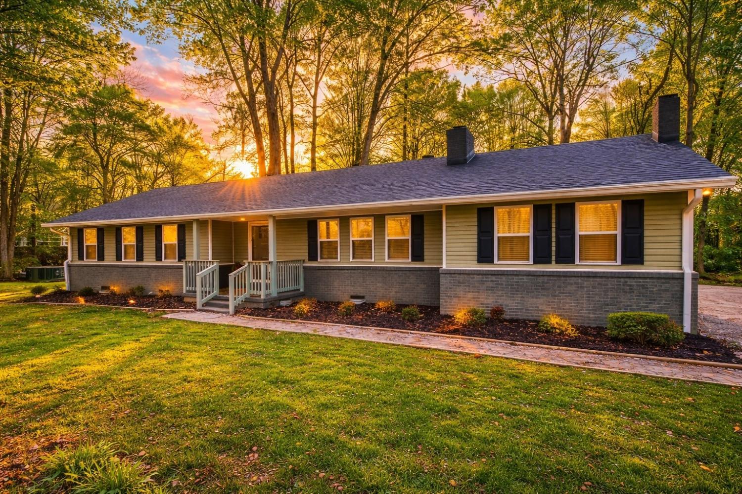 221-Jackson-Cir For Sale