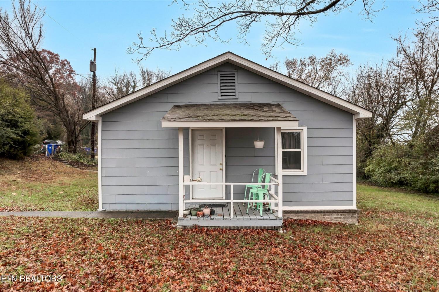 100102-Howard-Lane For Sale