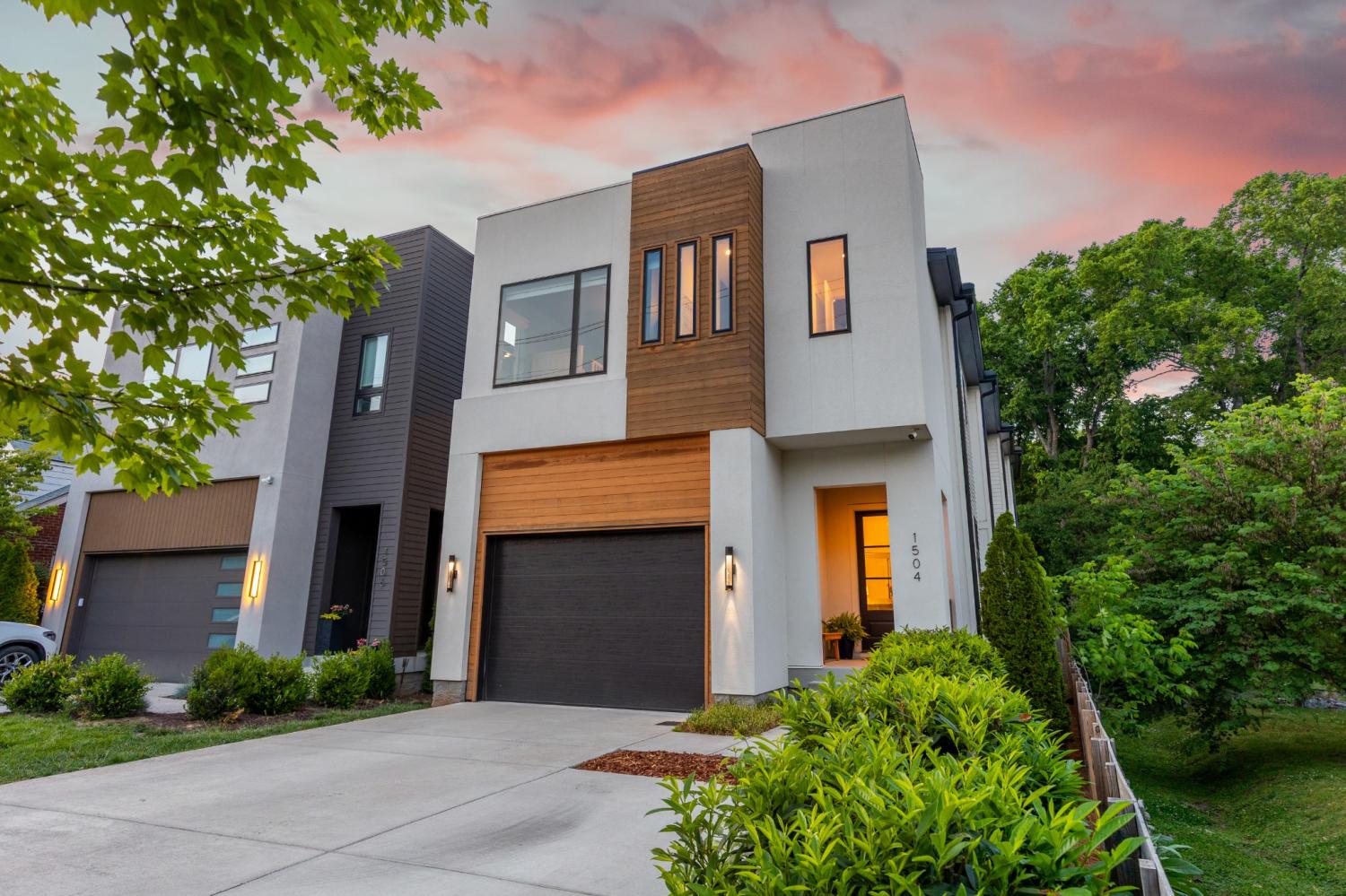 1504-Grandview-Dr For Sale