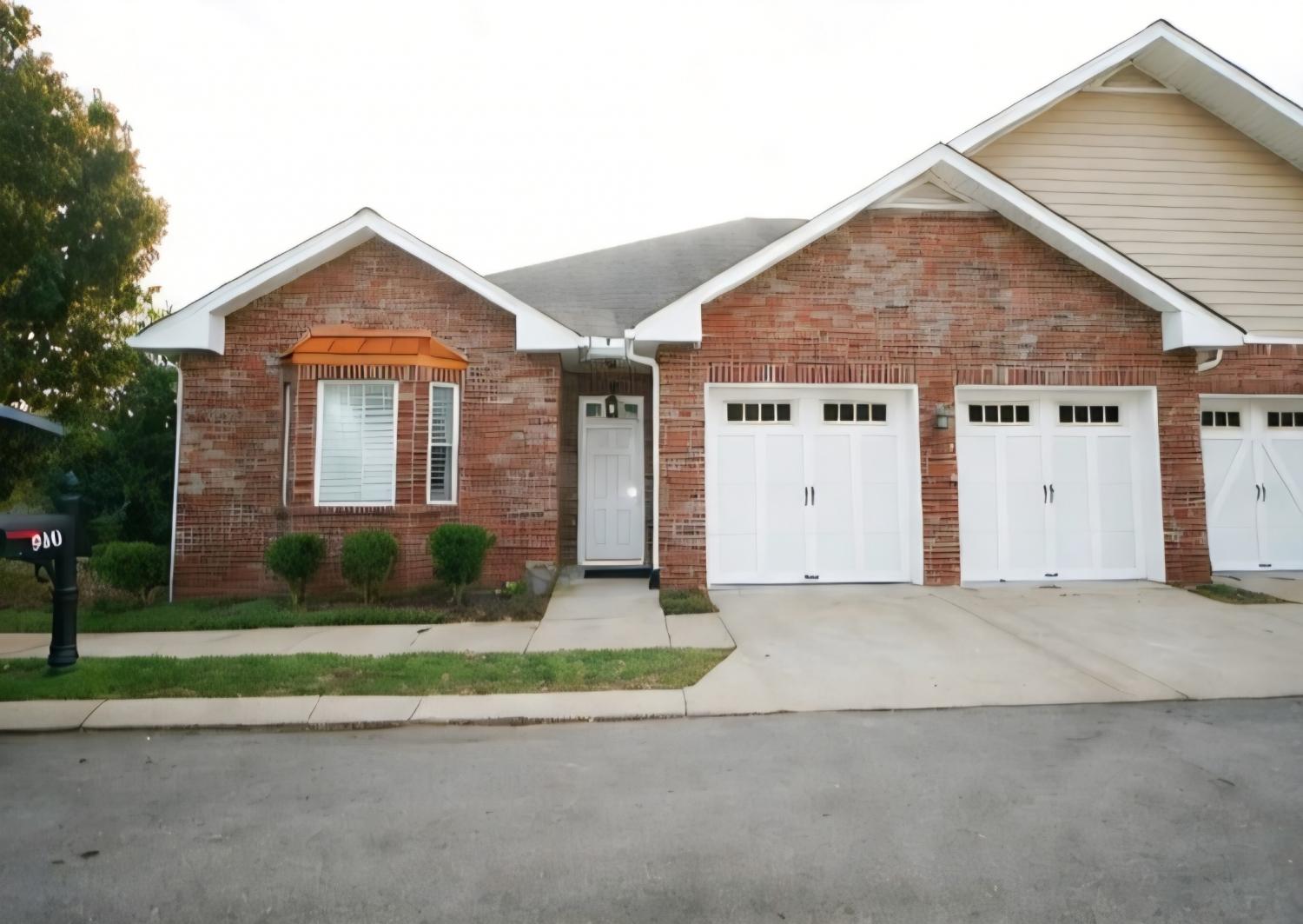 800-Cedarstone-Way For Sale