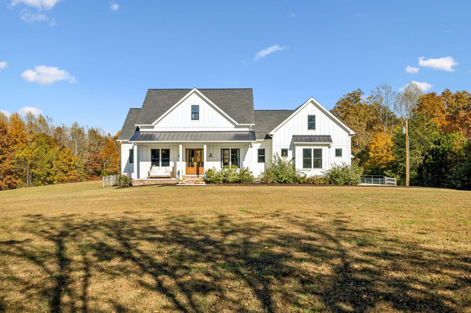 890-Hackberry-Ln For Sale