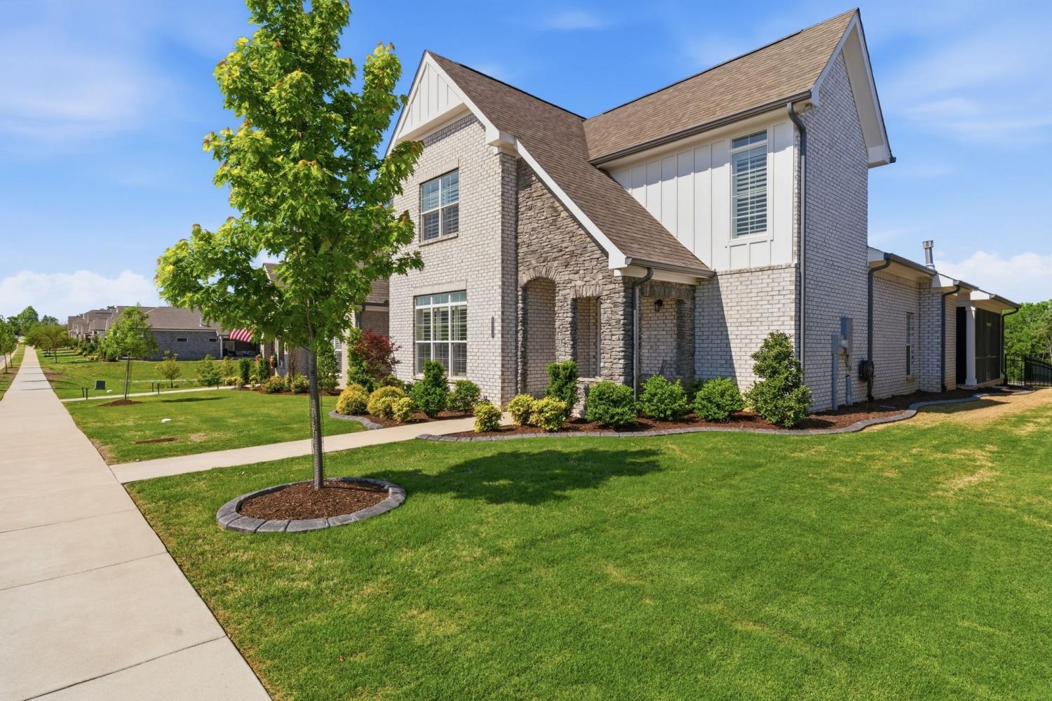 6059-Parkhaven-Blvd For Sale