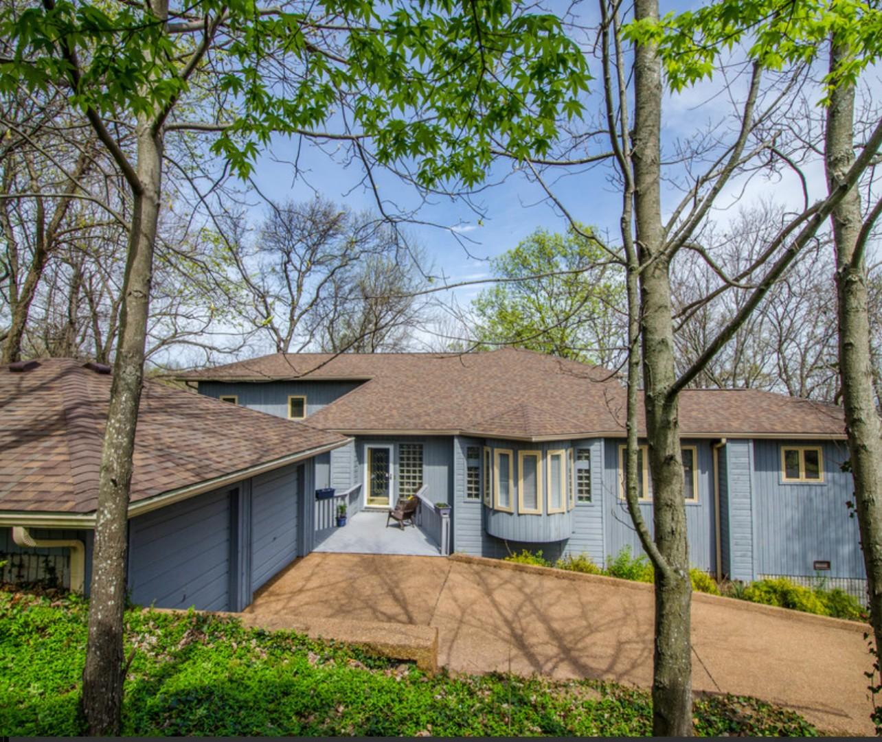 1410-Robert-E-Lee-Ln For Sale