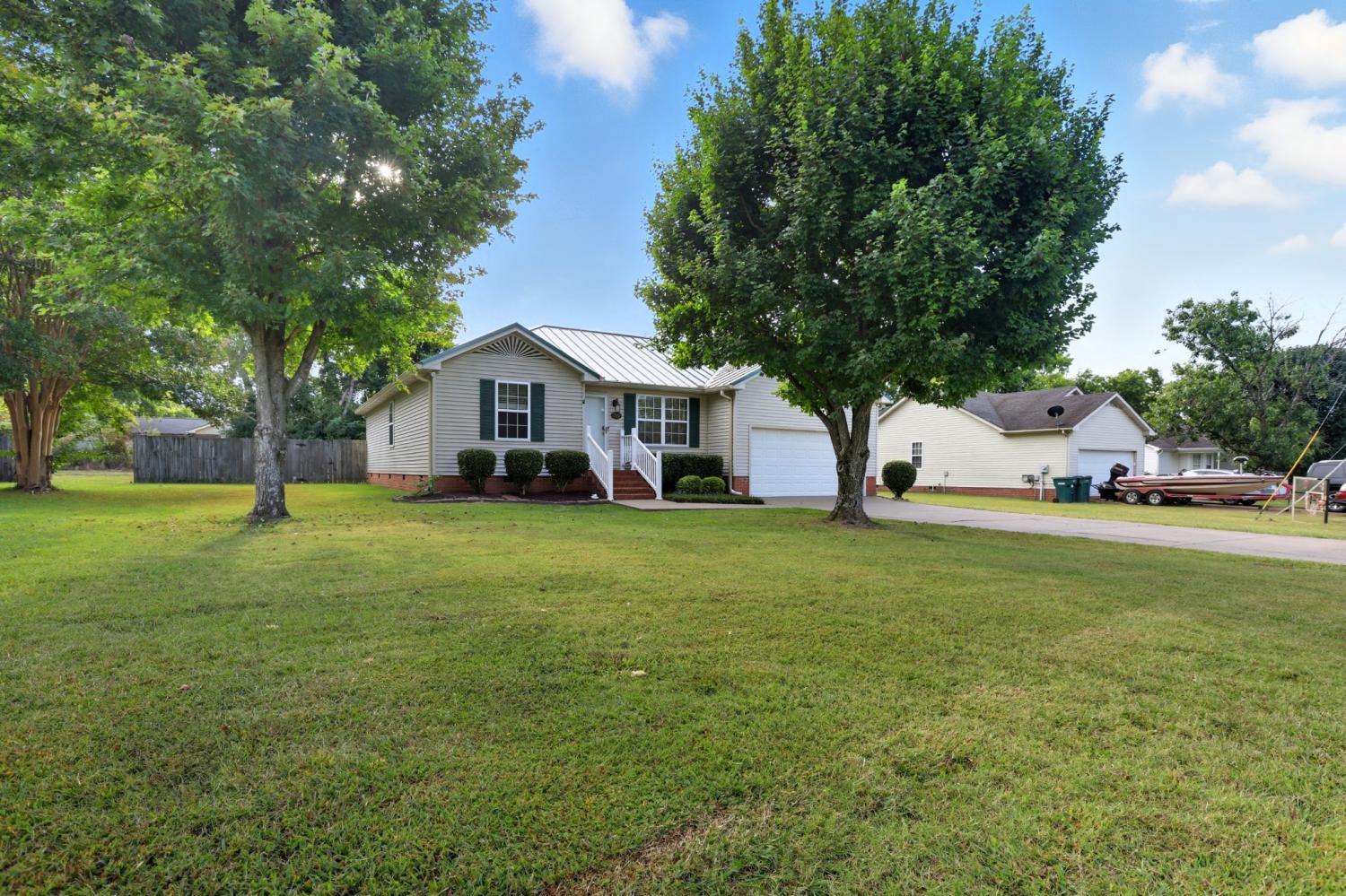 715-Fields-Ln For Sale