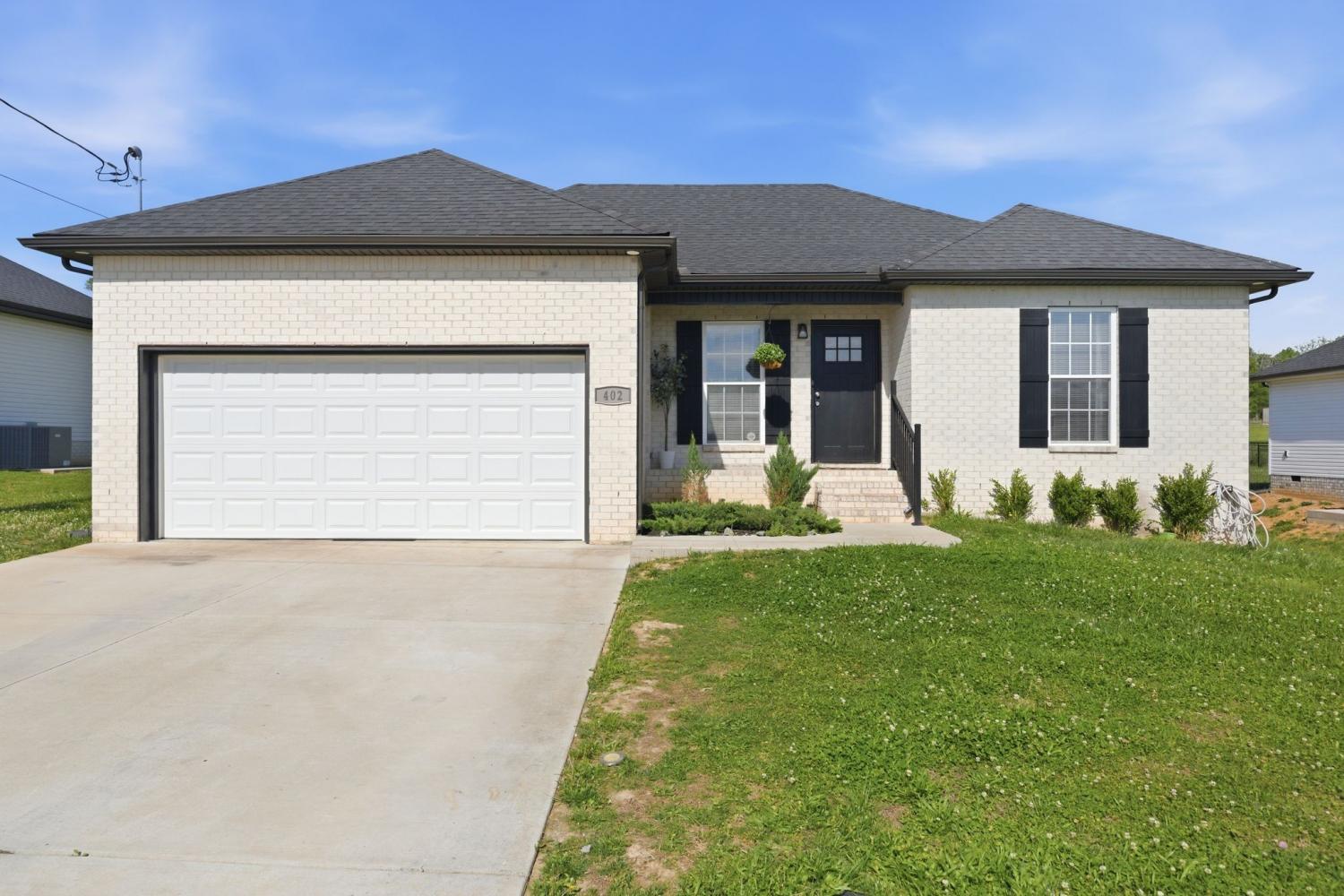 402-Rose-Ln For Sale