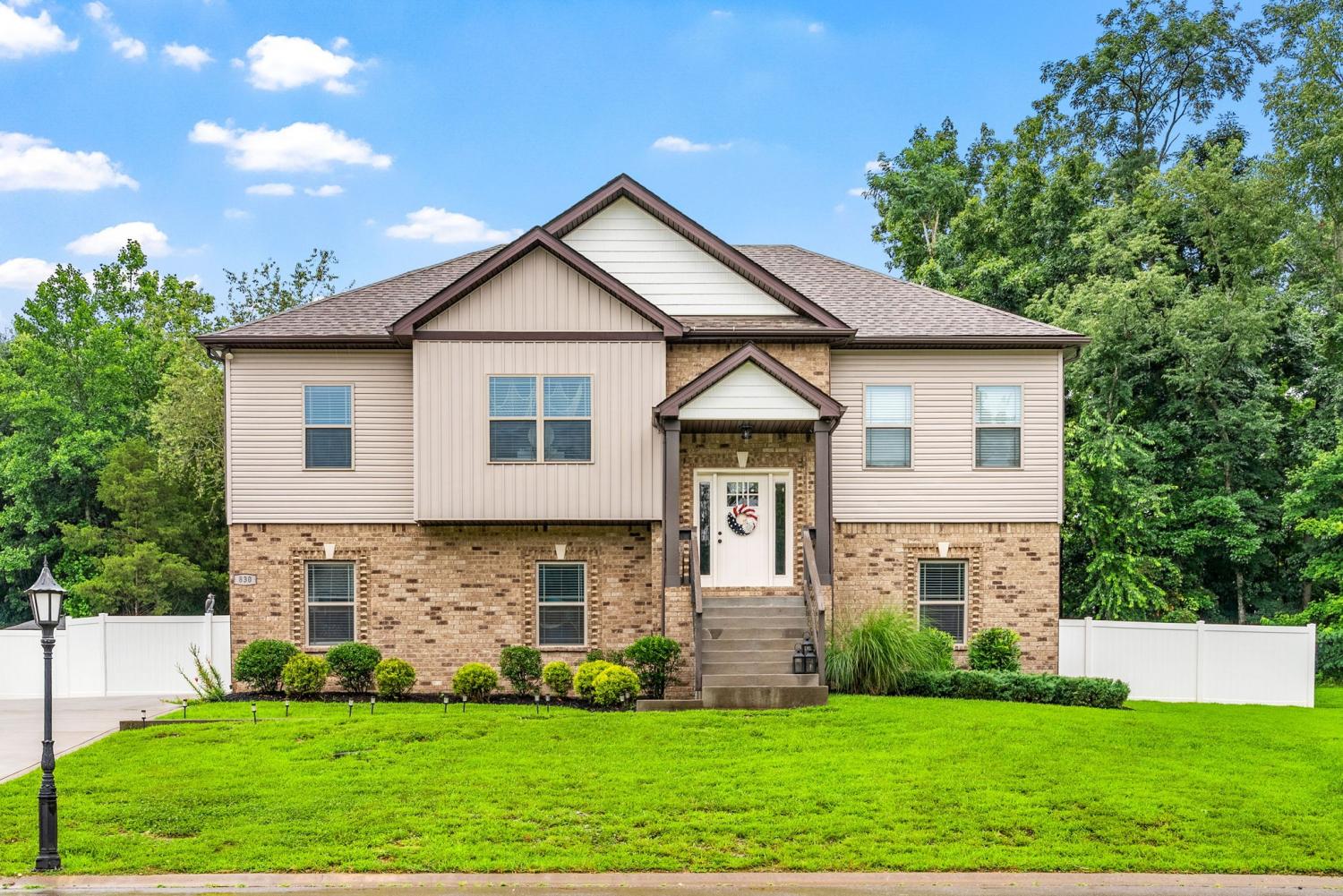 830-Snapdragon-Ct For Sale