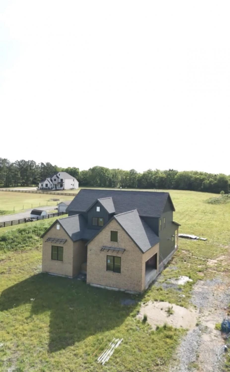 2121-Kingwood-Ln For Sale