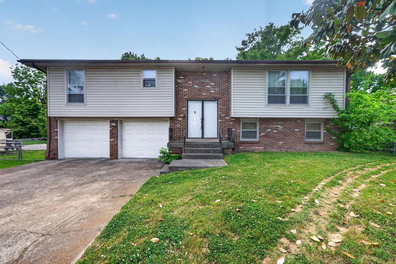 4049-Darlene-Dr For Sale