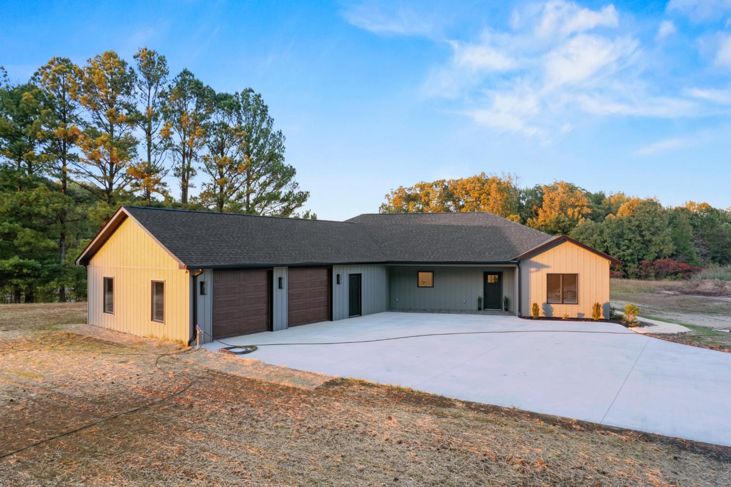 55-Hinchey-Cemetery-Rd For Sale