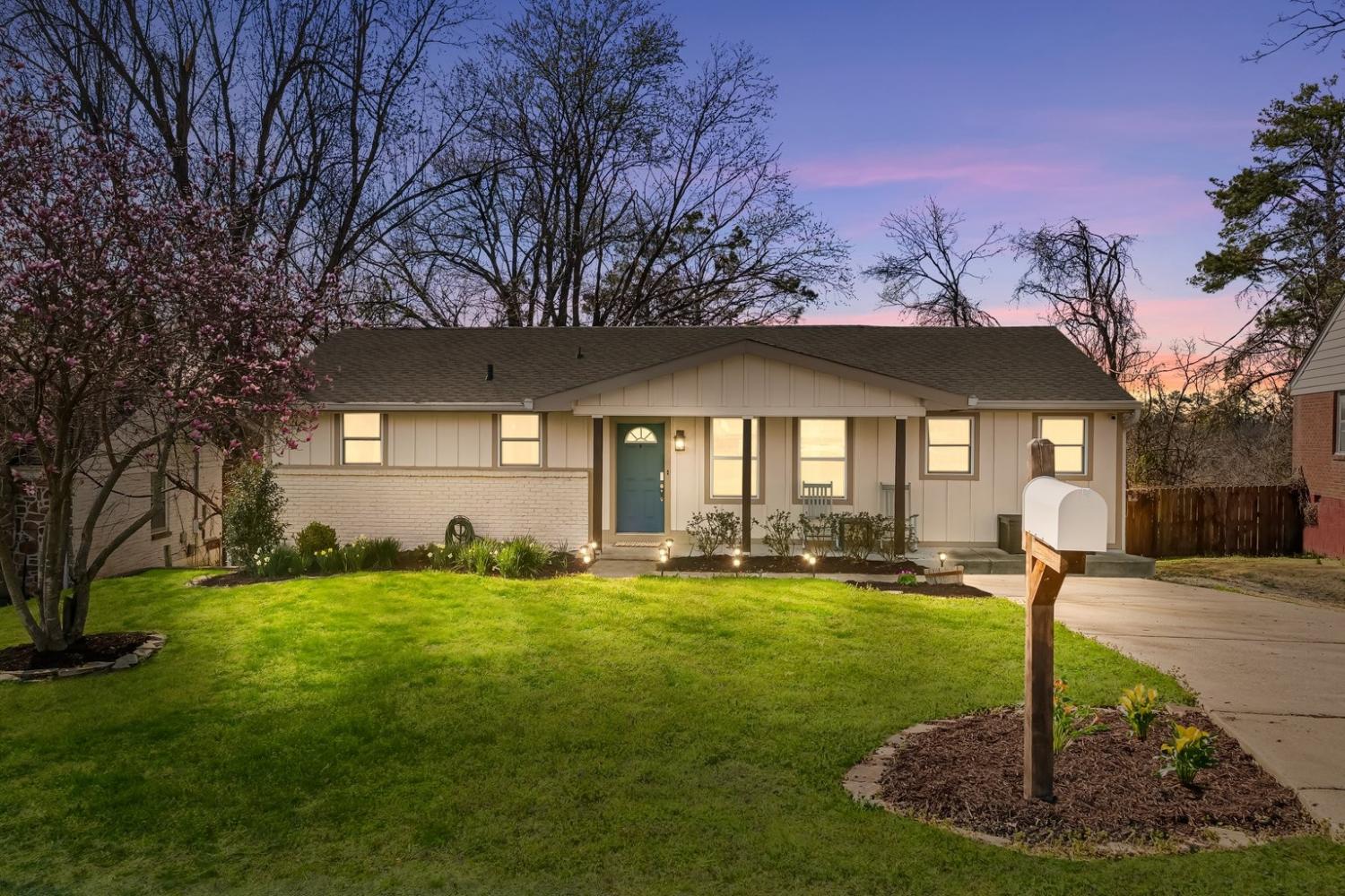 3125-Lake-Park-Dr For Sale