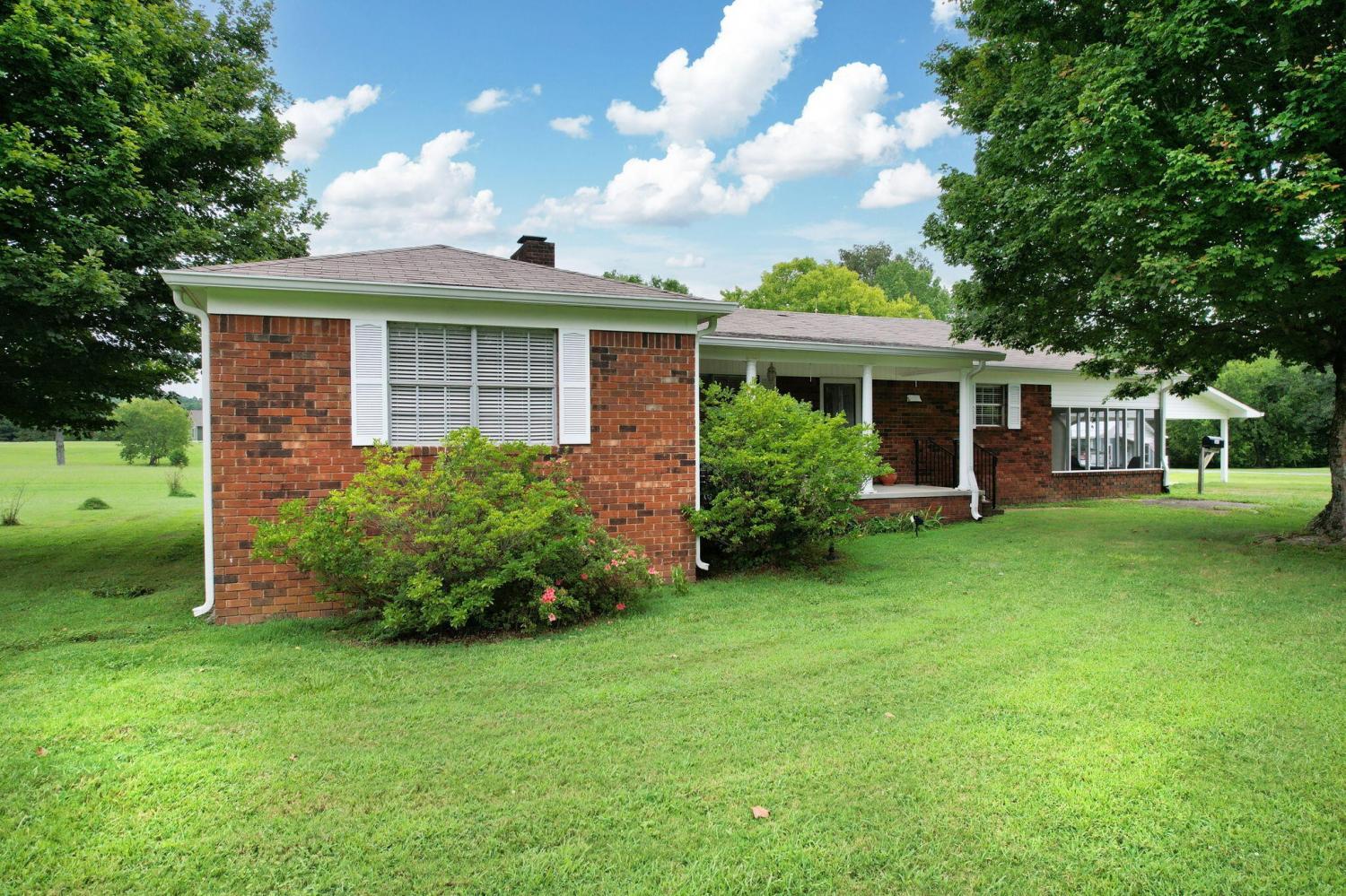 5049-Bates-Pike--SE For Sale