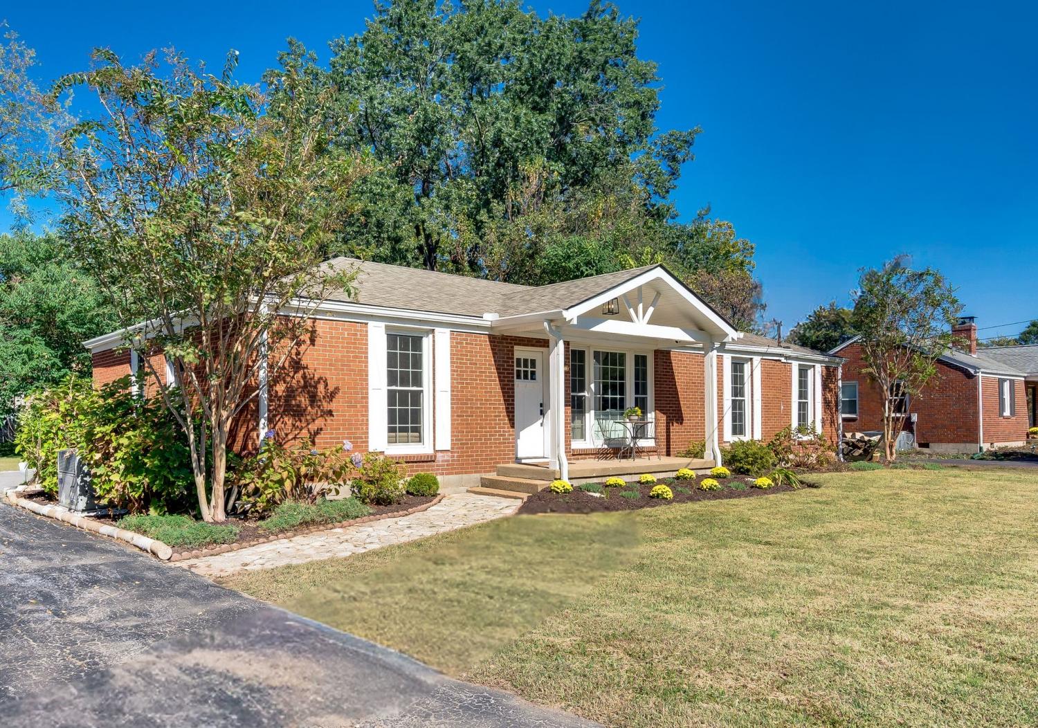 363-Flushing-Dr For Sale