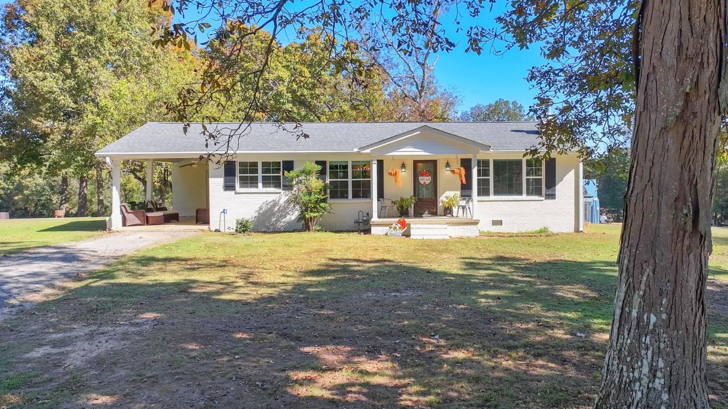 3685-Henderson-Rd For Sale