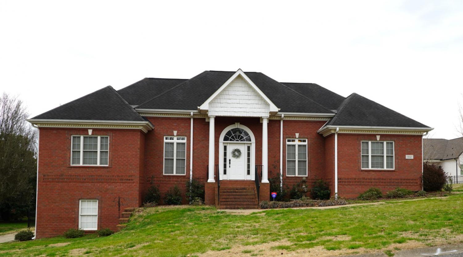 912-Dogwood-Dr For Sale