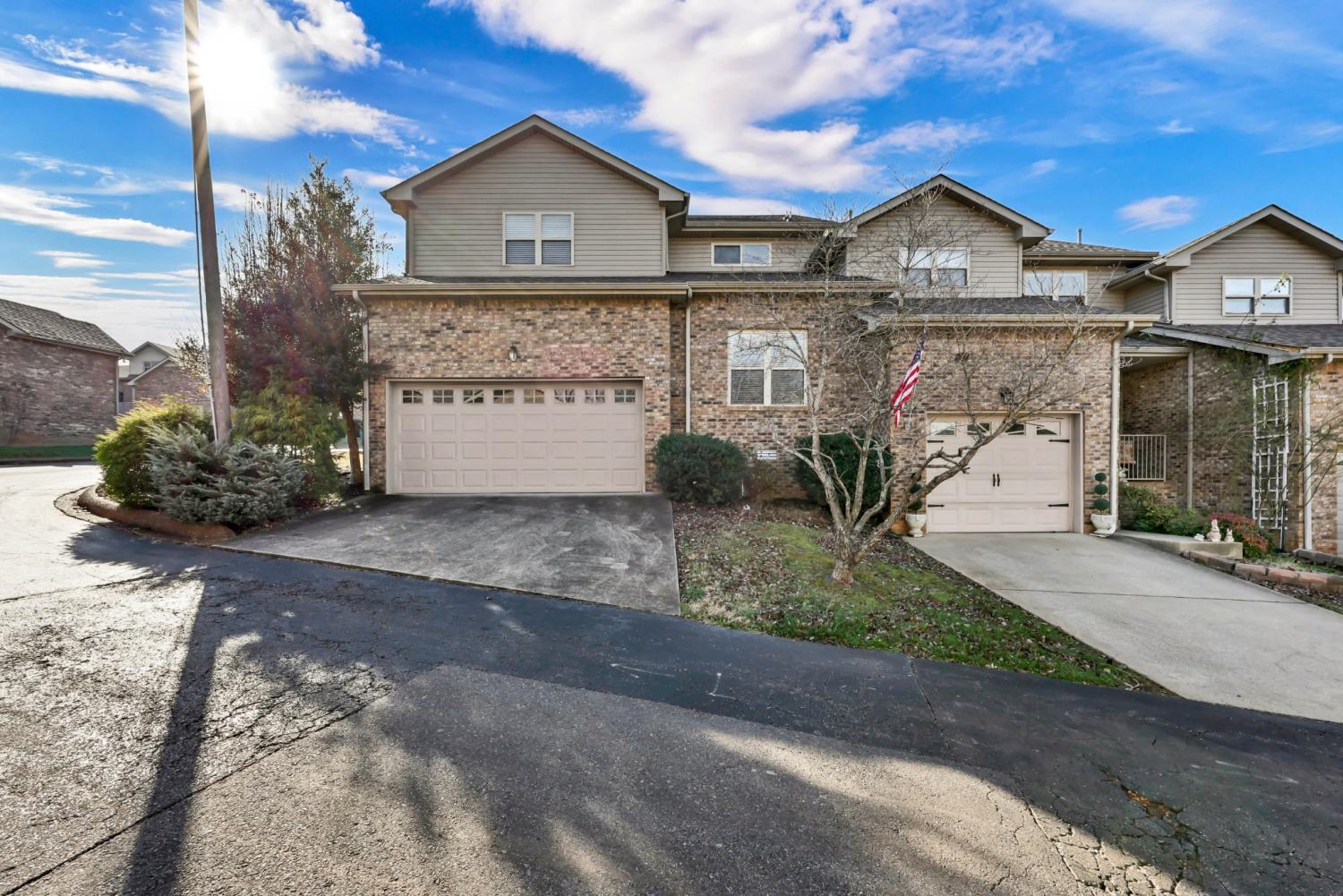 428-Country-Club-Ct For Sale