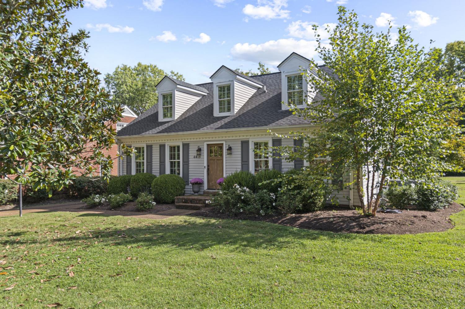 6015-Foxborough-Sq--E For Sale