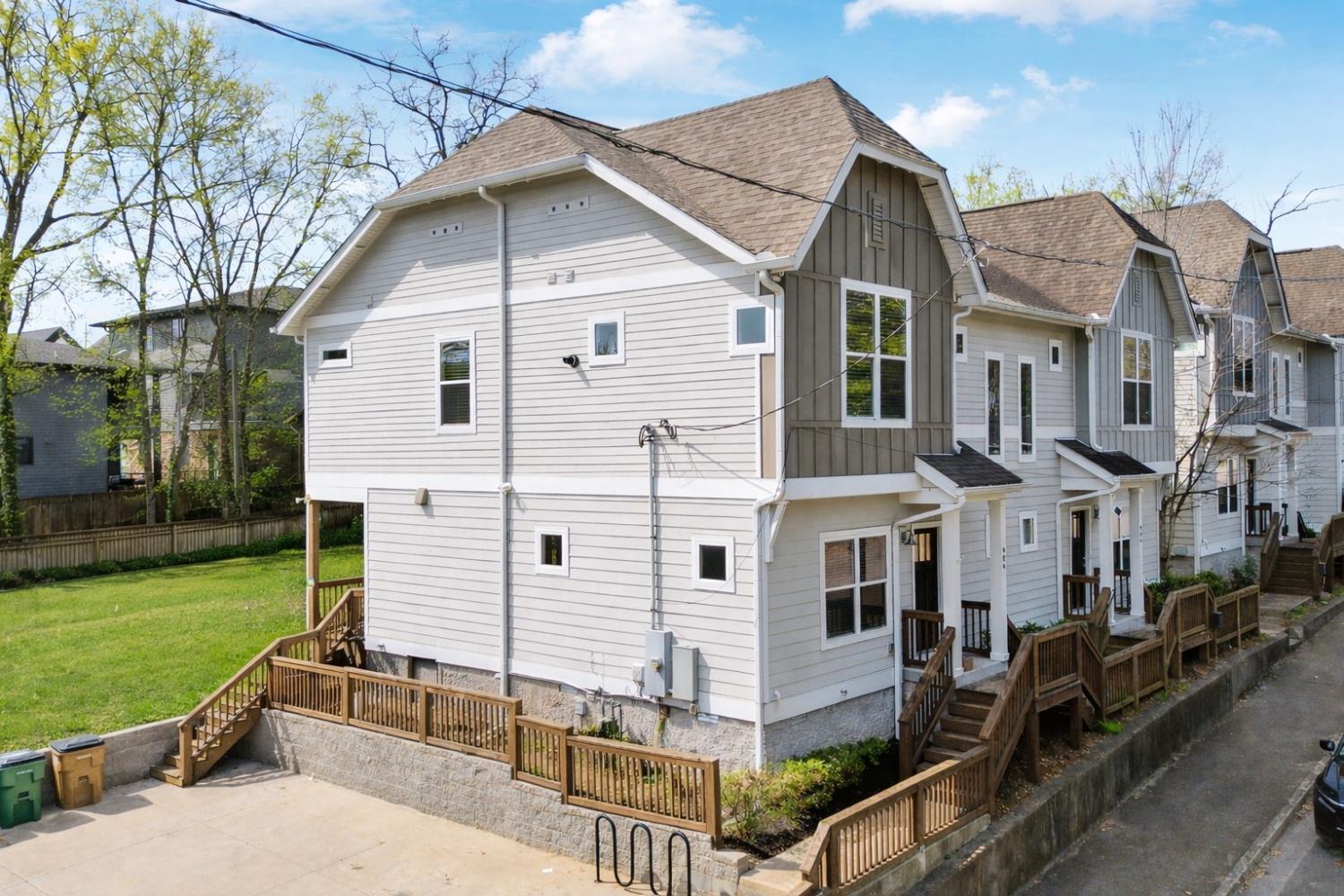 906-Smiley-St For Sale