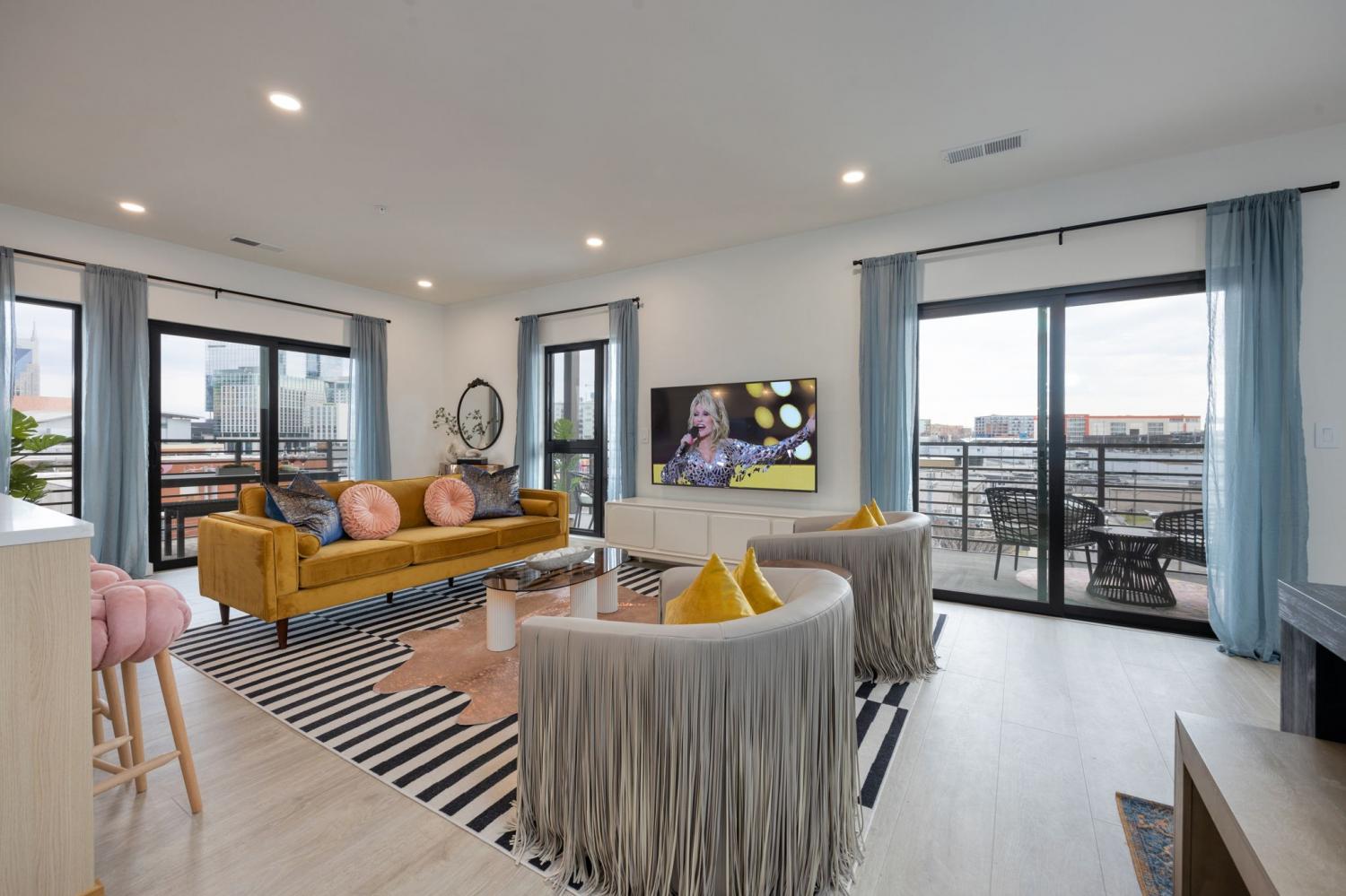 635-7th-Ave--S For Sale