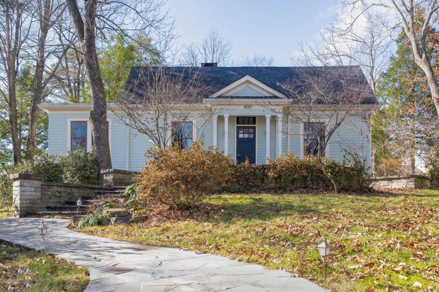900-Avon-Place For Sale