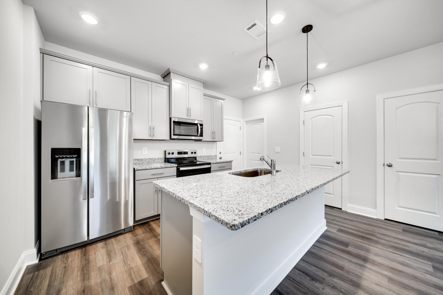 204-Douglas-Bend-Rd For Sale