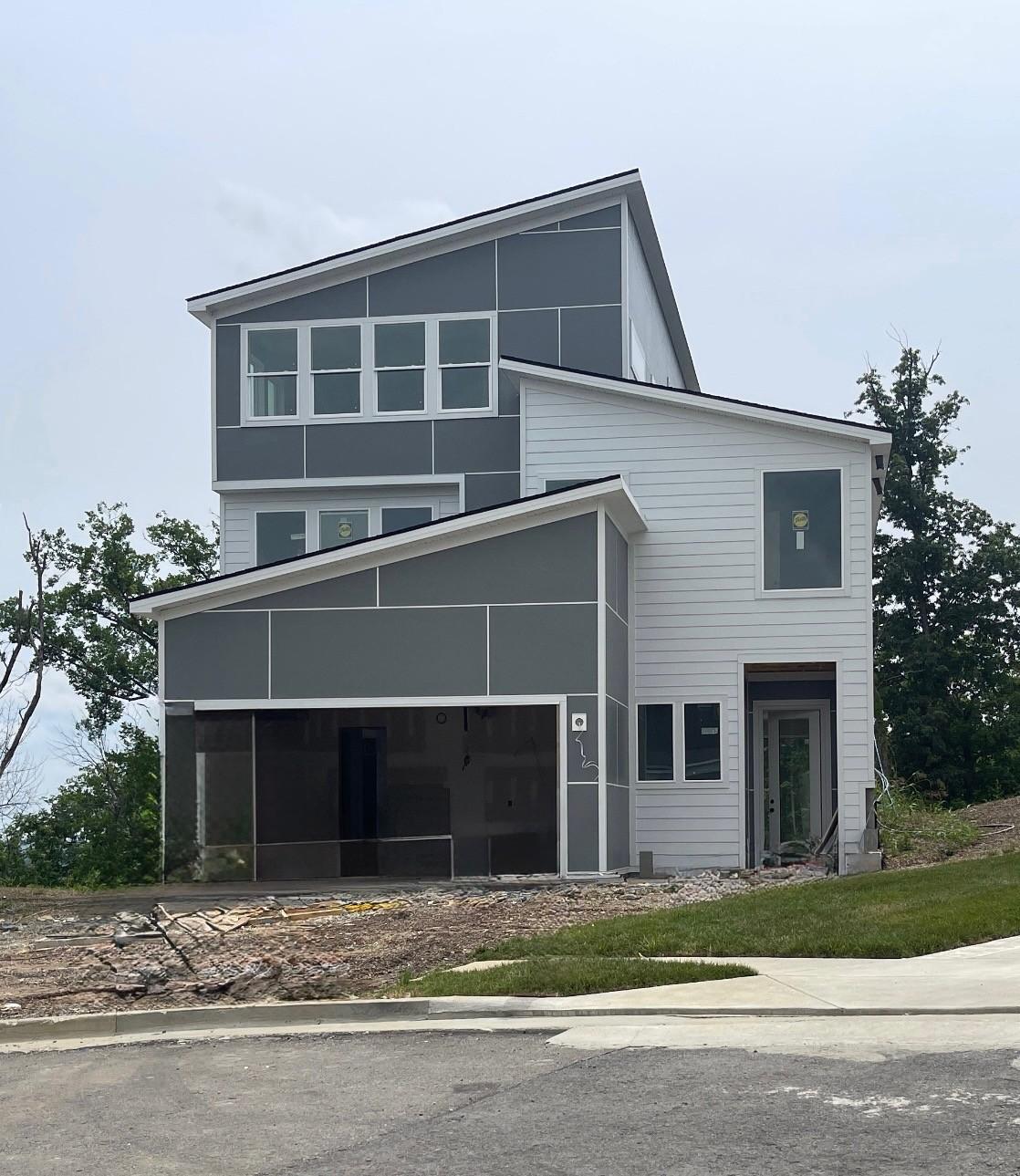 213-Walnutwood-Lane For Sale