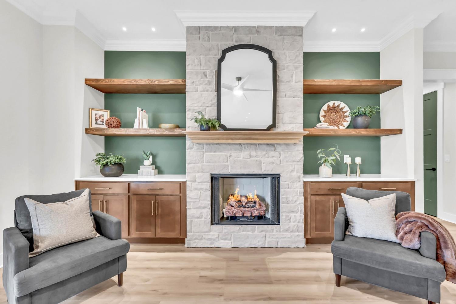 2477-Ellsworth-Drive For Sale