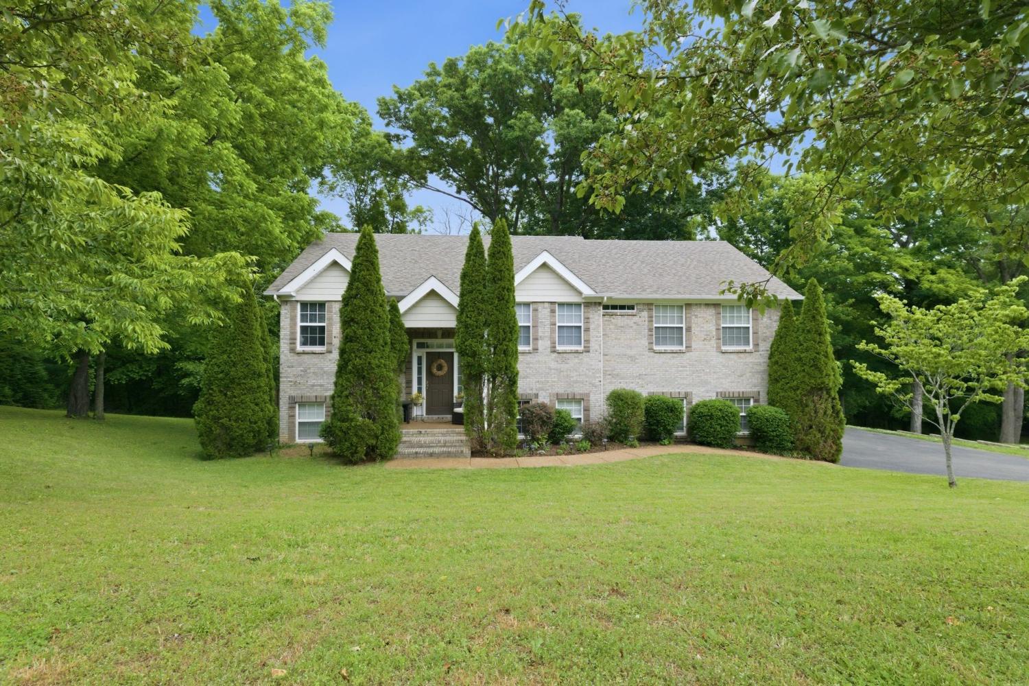 529 Katelyn Dr, S TN 37174 For Sale - 