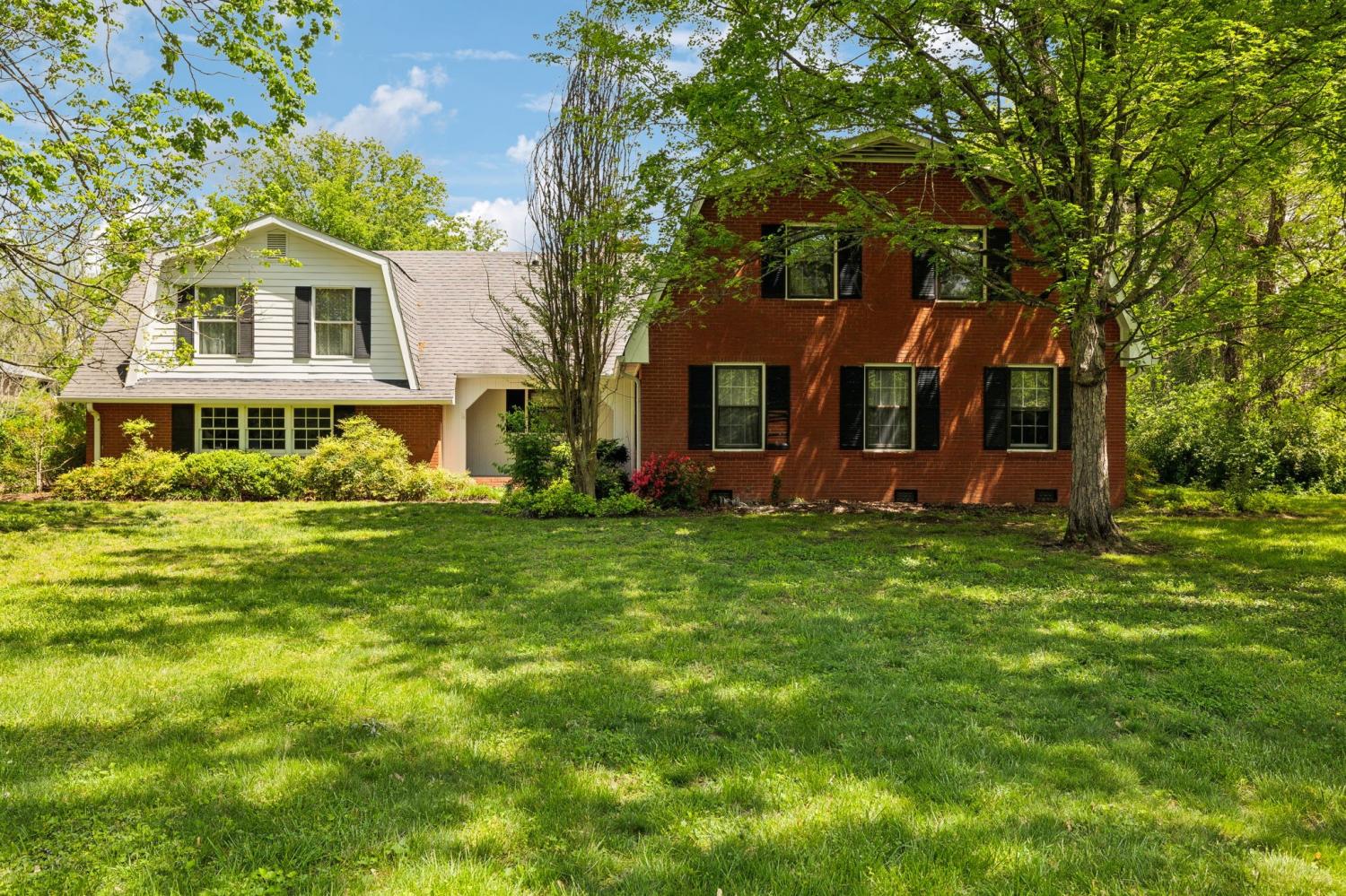 Brentwood Middle School Property for Sale