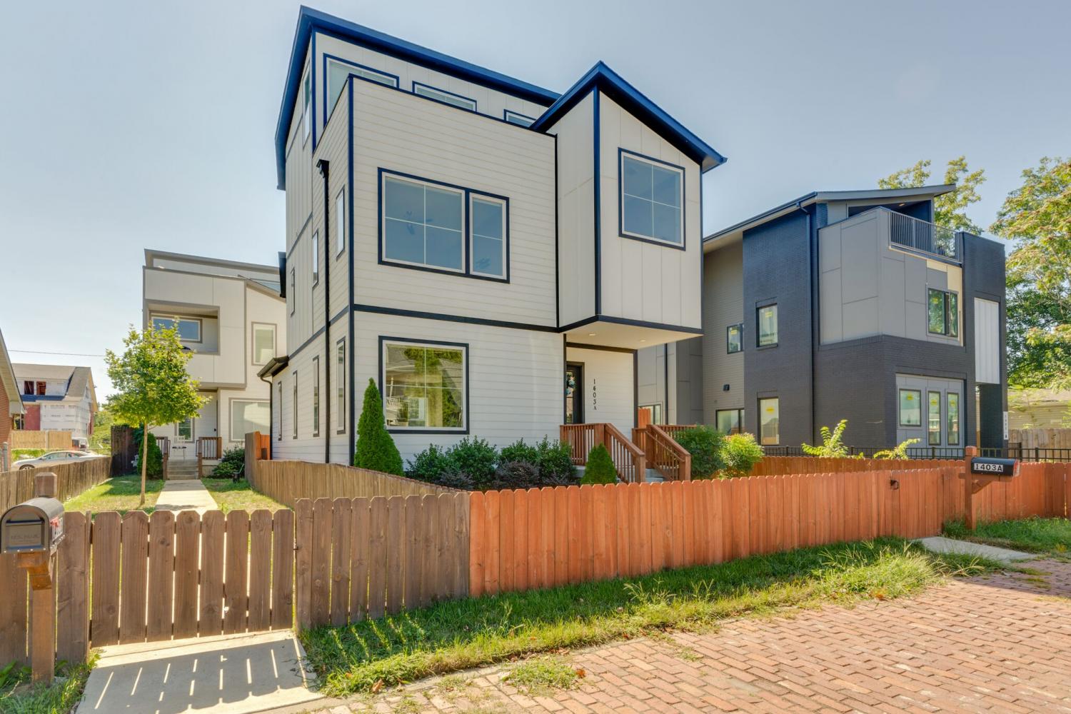 1403A-10th-Ave--N For Sale