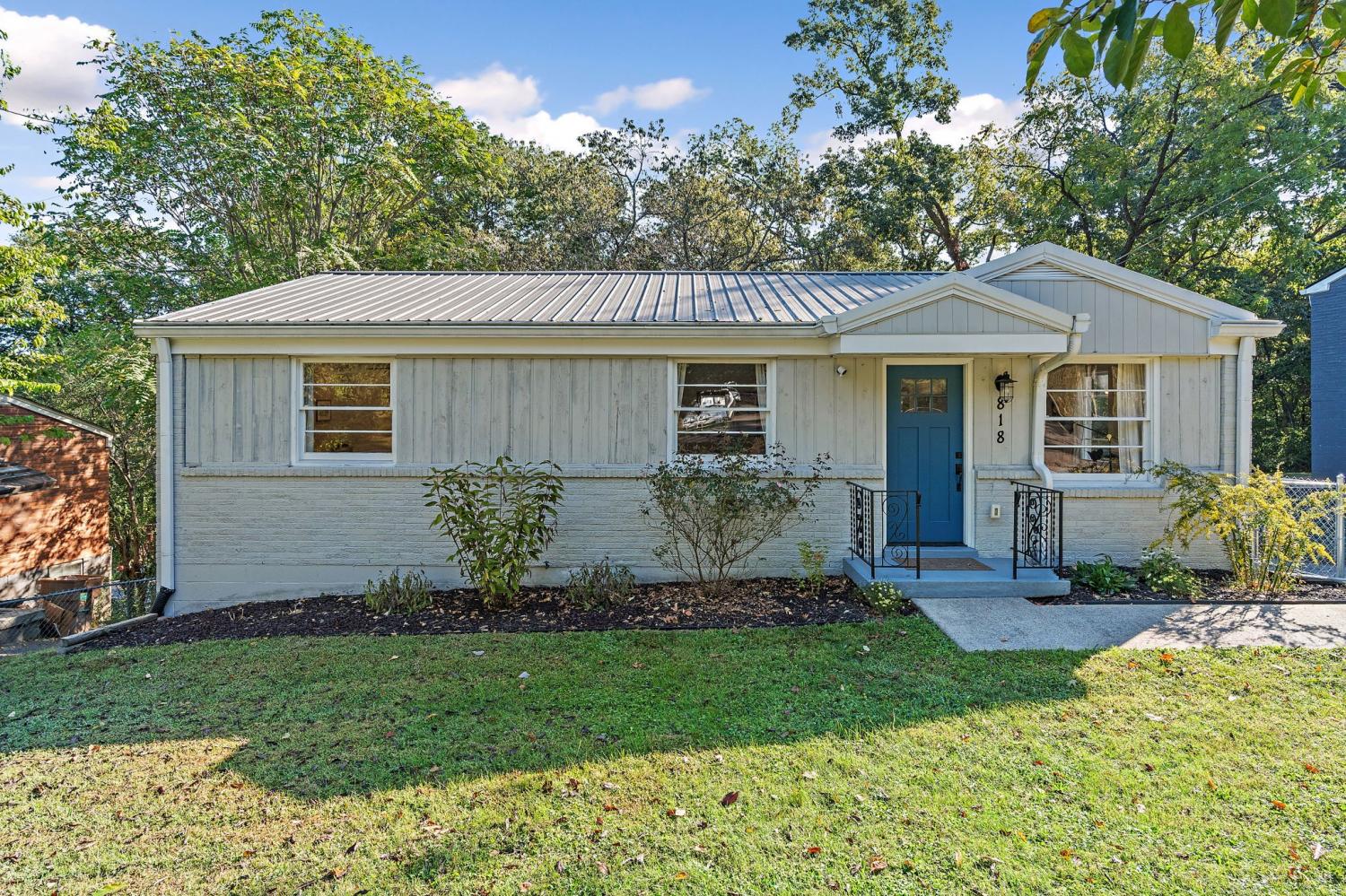 818-Patricia-Dr For Sale