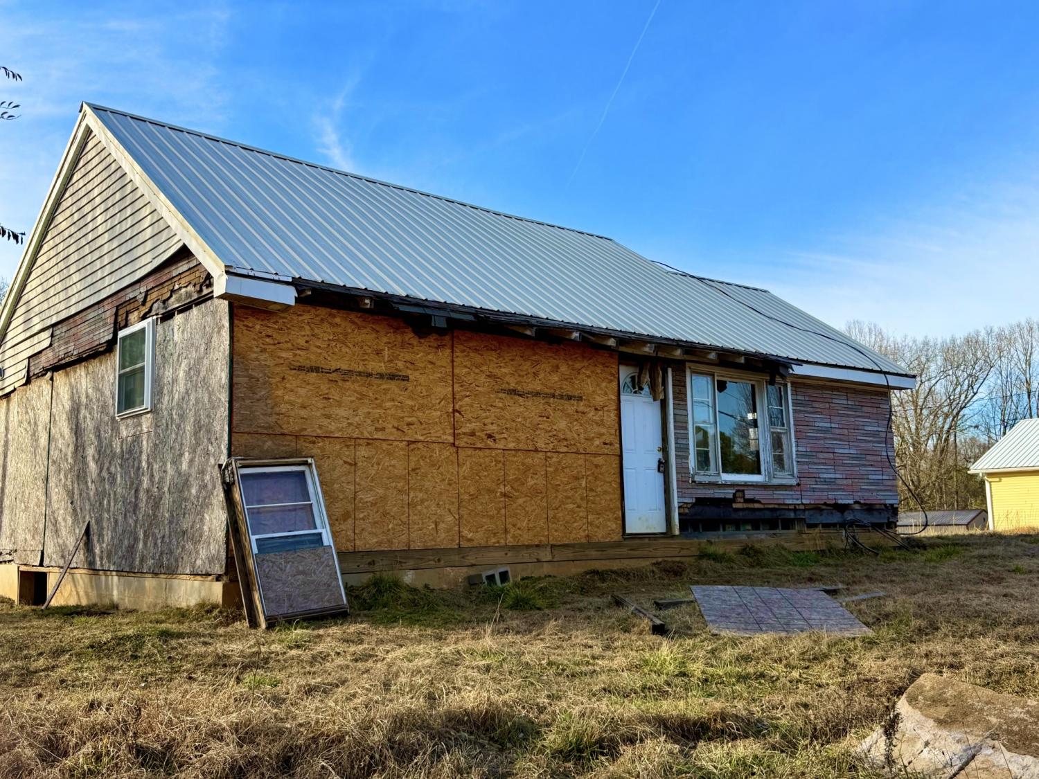 748-Old-McKenzie-Hwy For Sale