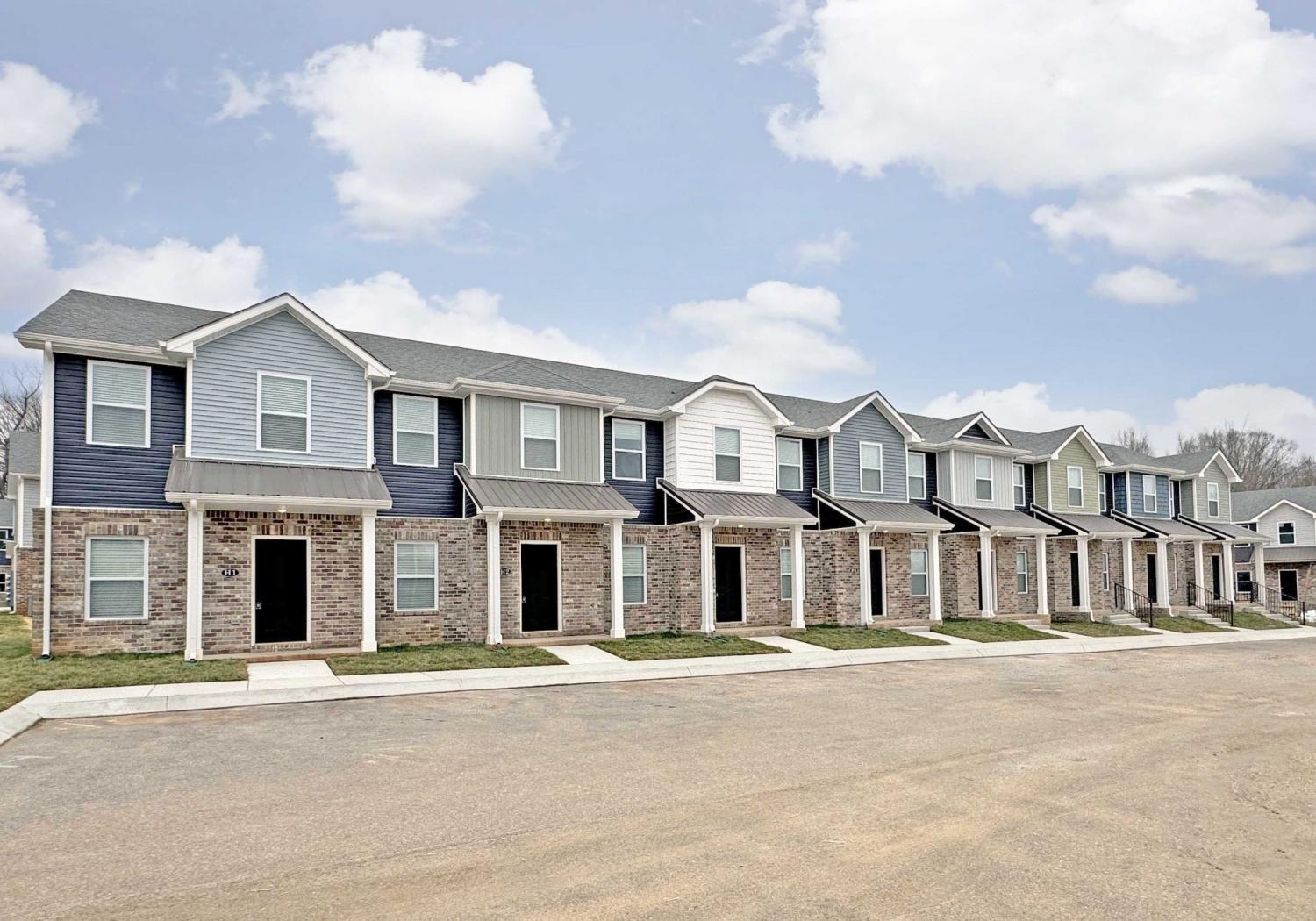 1115-Hillwood-Drive--F4 For Sale