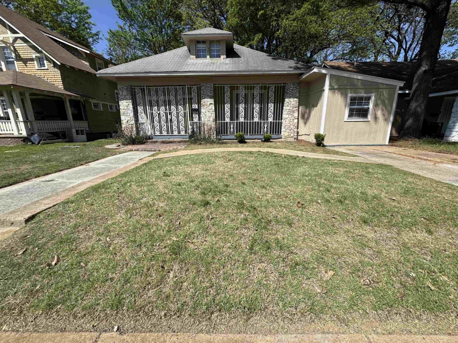 1570-E-MCLEMORE-AVE For Sale