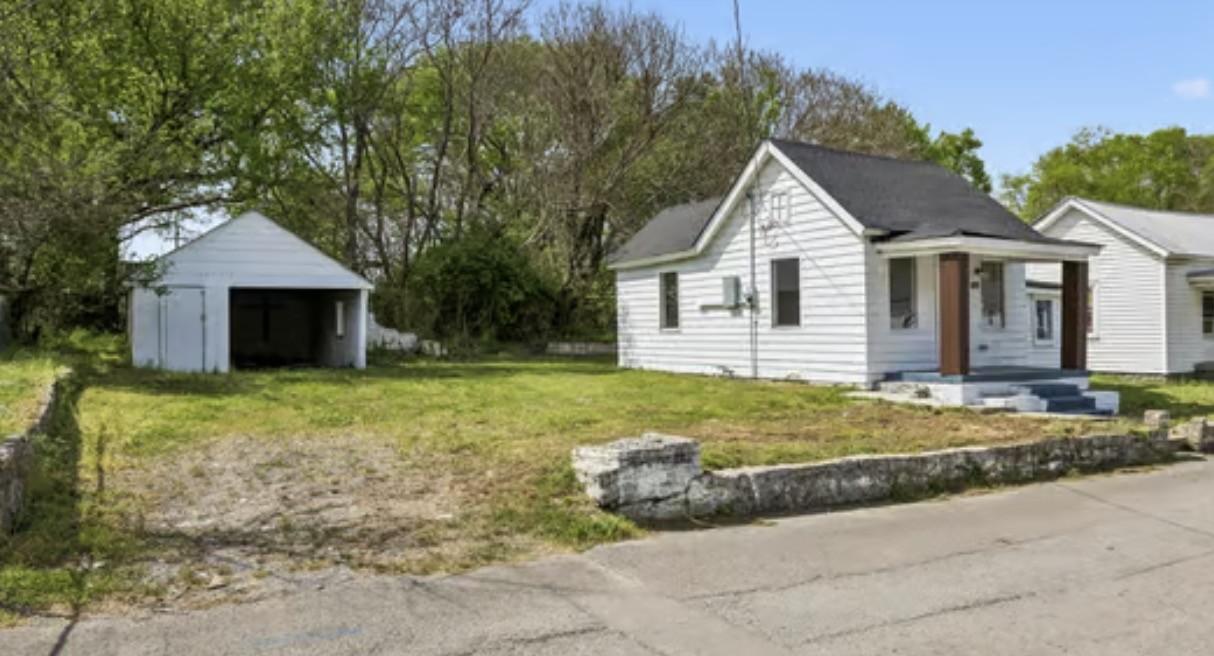 1028-Bridge-St For Sale