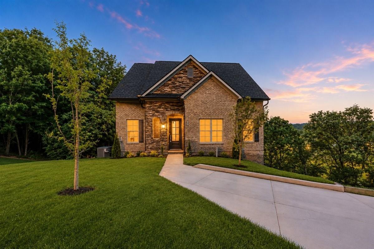 701-Harpeth-Knoll-Ct For Sale