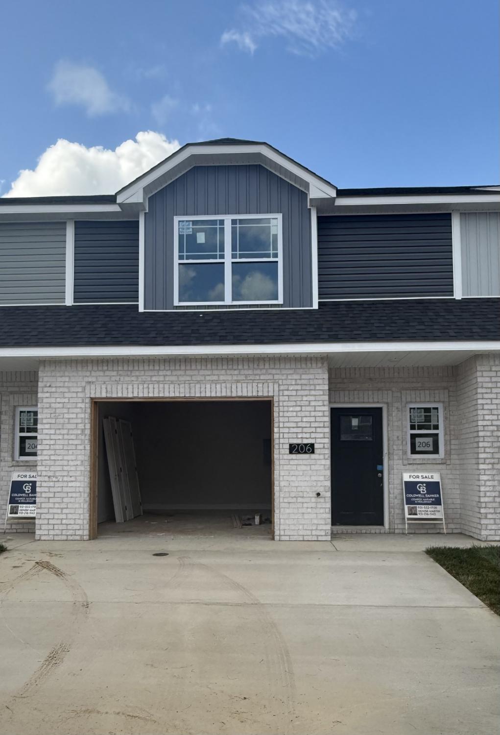 206-W-Fallow-Ct For Sale