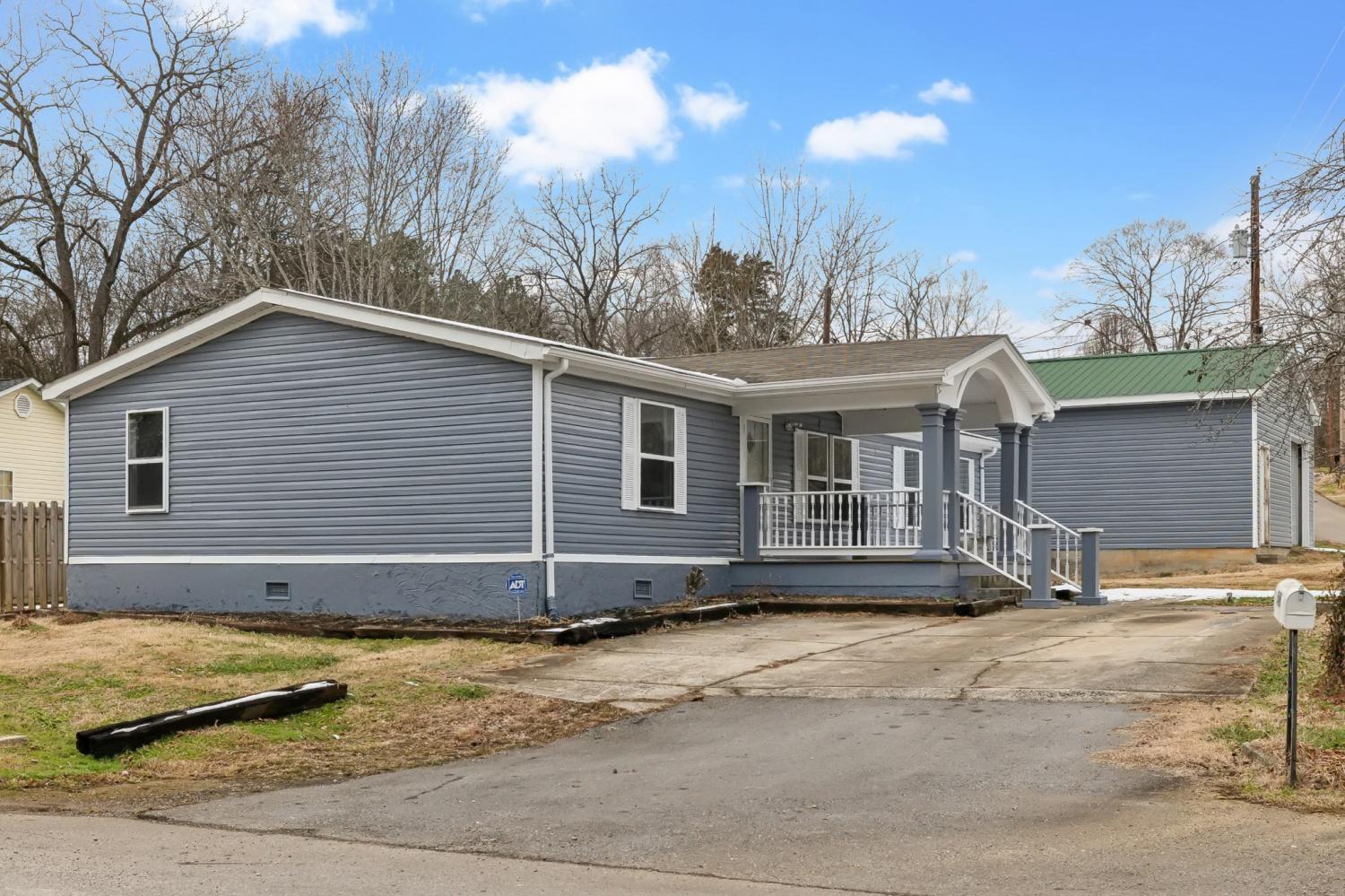 546-Water-St--NW For Sale