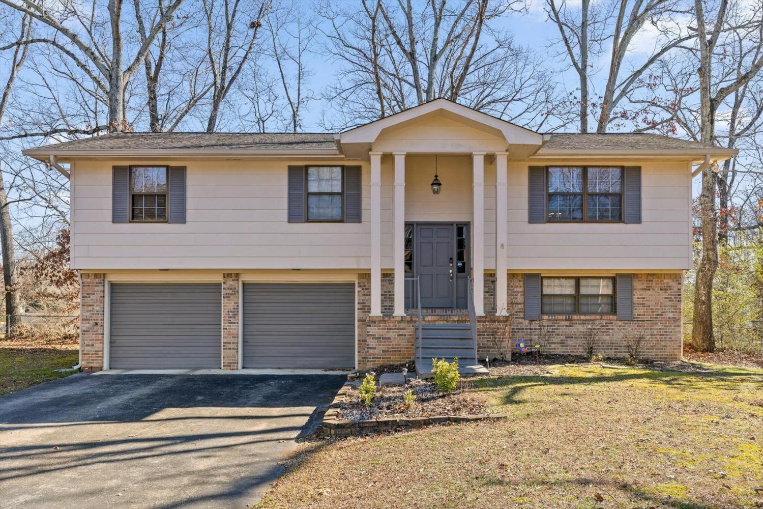 8437-Cross-Timbers-Circle For Sale