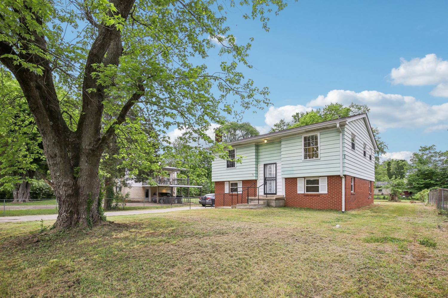 144-Airport-Rd For Sale
