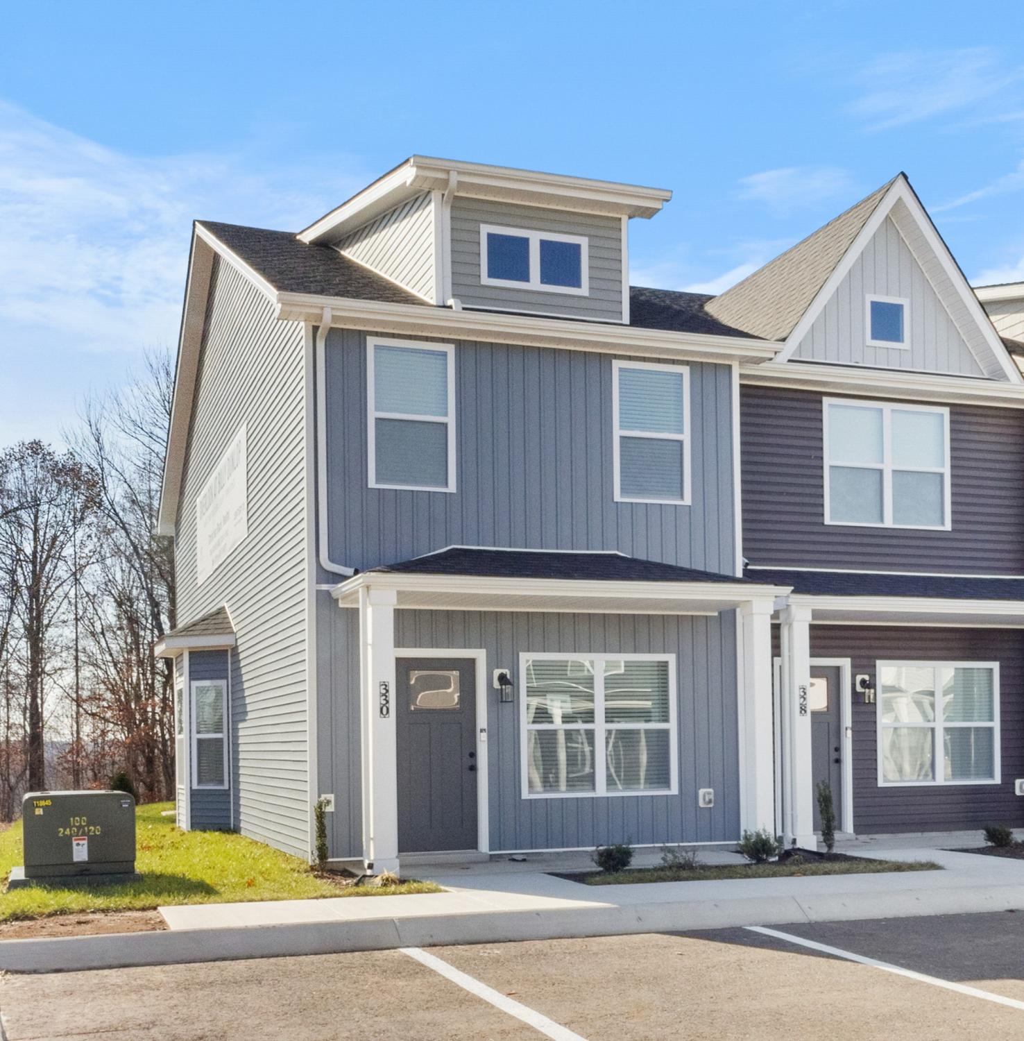 330-Front-Ridge-Circle For Sale