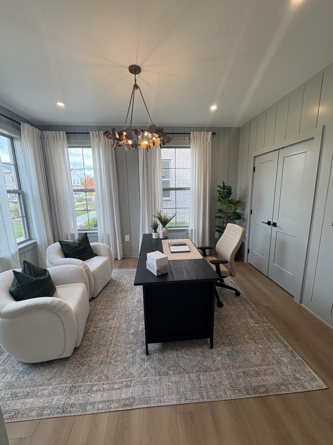 2615-Wilkinson-Pike For Sale