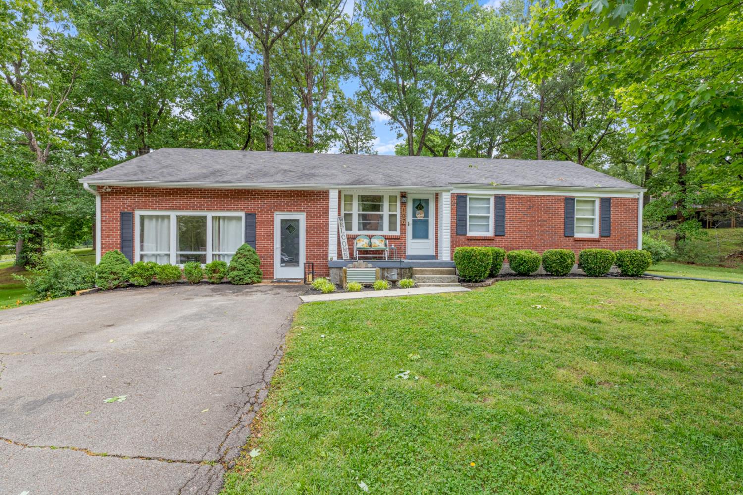 107-Shady-Hill-Rd For Sale