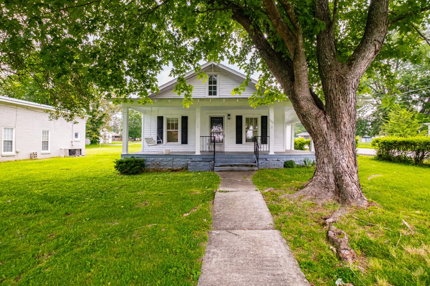 800-N-Washington-St For Sale